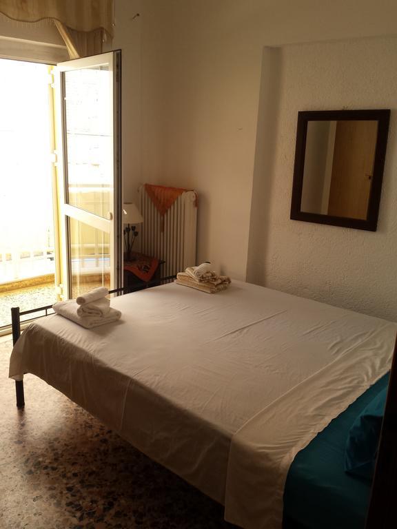 Apartment Froso On The Beach Rethymno Quarto foto